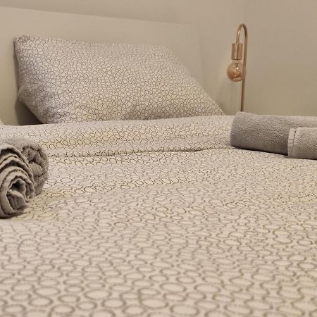 Goriska Apartments Ajdovščina Esterno foto